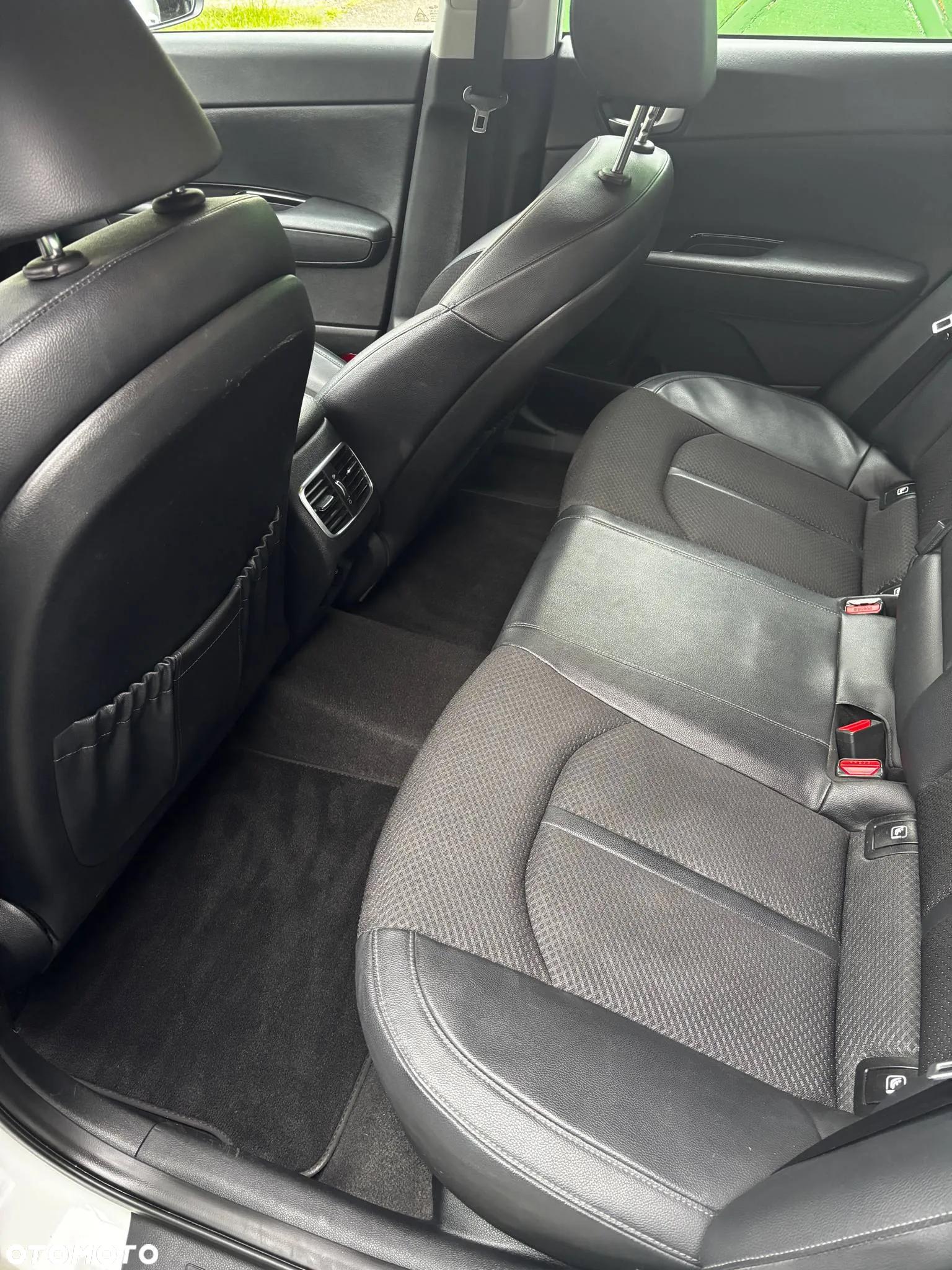 Kia Optima 1.7 CRDI L DCT - 9