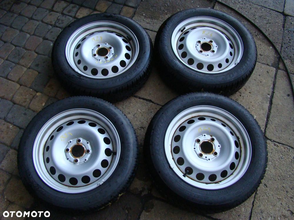 B24 4x100 Smart ForTwo ForFour 453 Renault Twingo 5,5Jx15 185/60 i 5jx15 165/65 zima czujniki - 1