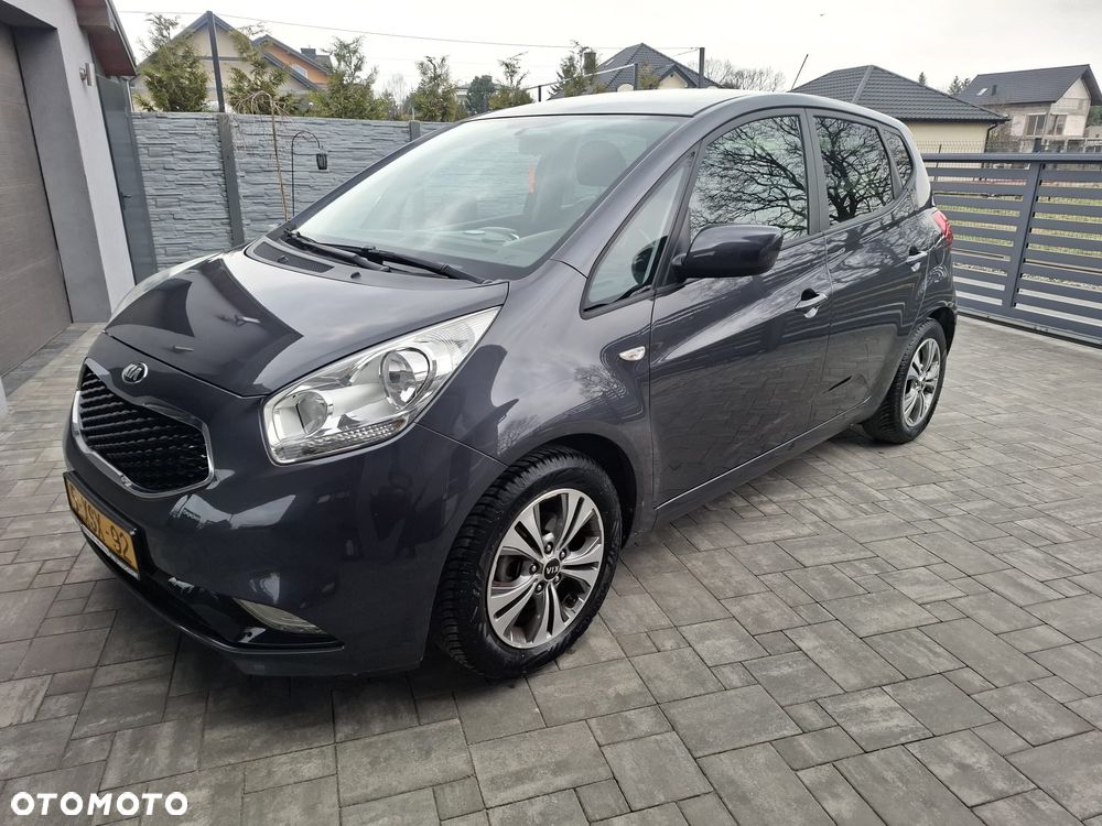 Kia Venga 1.4 CVVT UEFA EURO 2016 - 5