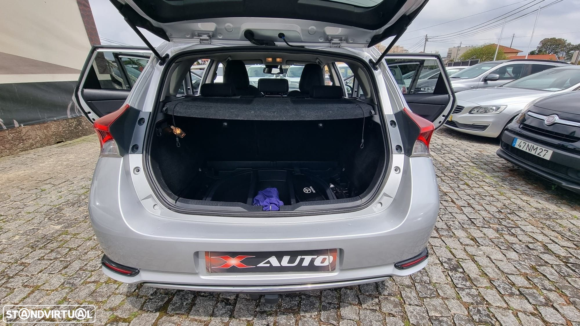Toyota Auris 1.4 D-4D Comfort+Pack Techno - 7