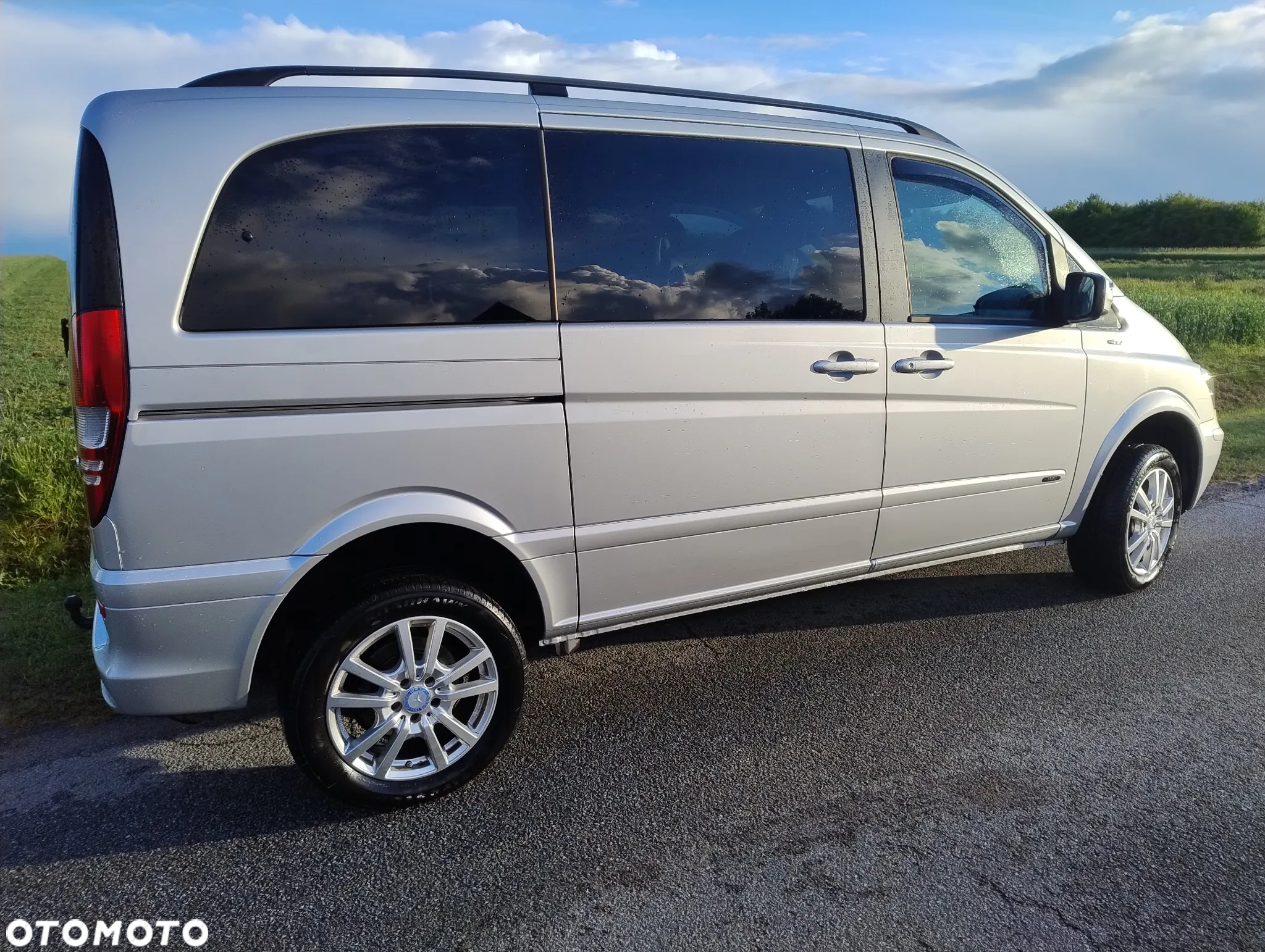 Mercedes-Benz Viano - 9
