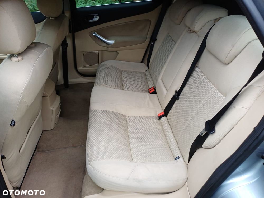 Ford Mondeo 2.0 TDCi Titanium S - 19