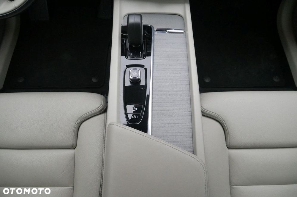 Volvo XC 60 - 11