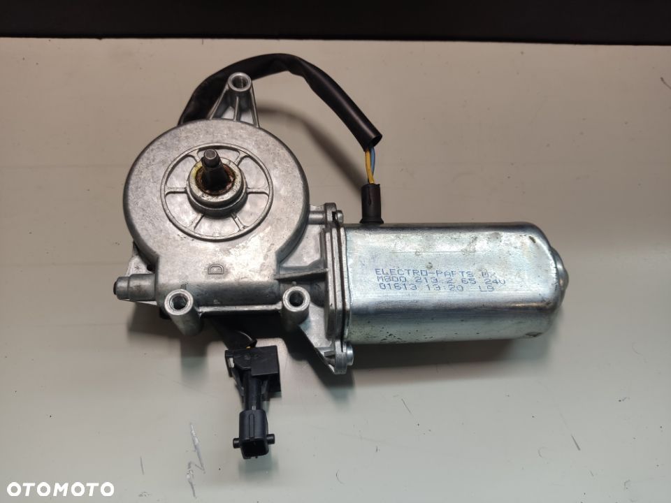 Silniczek podnoszenia szyb Renault Midlum Premium DCI/DXI Prawy - 1