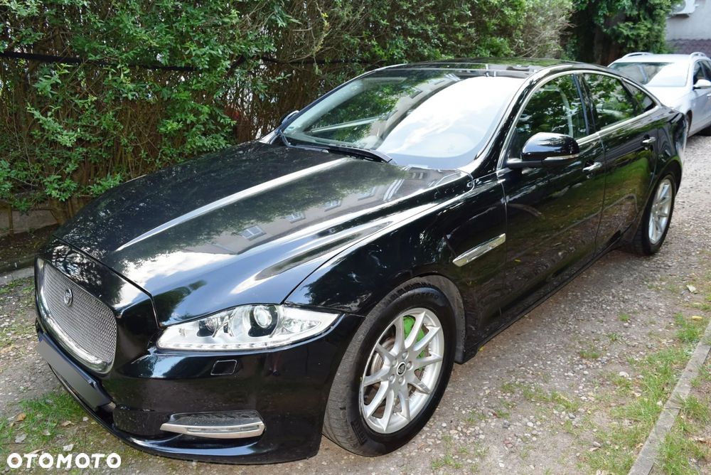 Jaguar XJ 3.0 D V6 Luxury - 14
