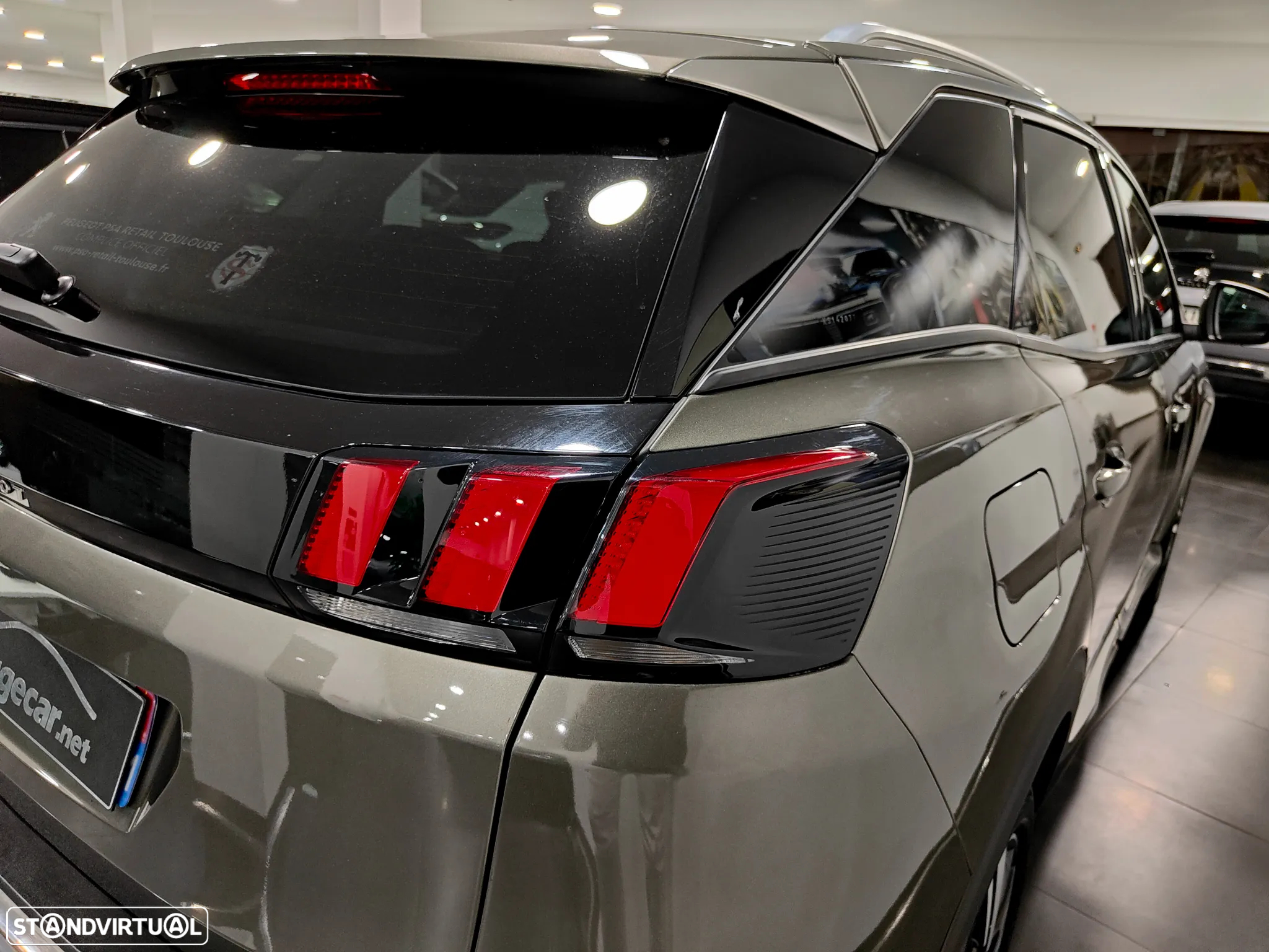 Peugeot 3008 1.2 PureTech Allure EAT8 - 18