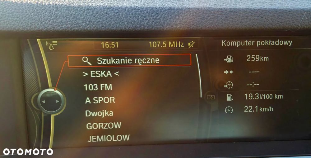BMW Seria 5 550i Sport-Aut - 12