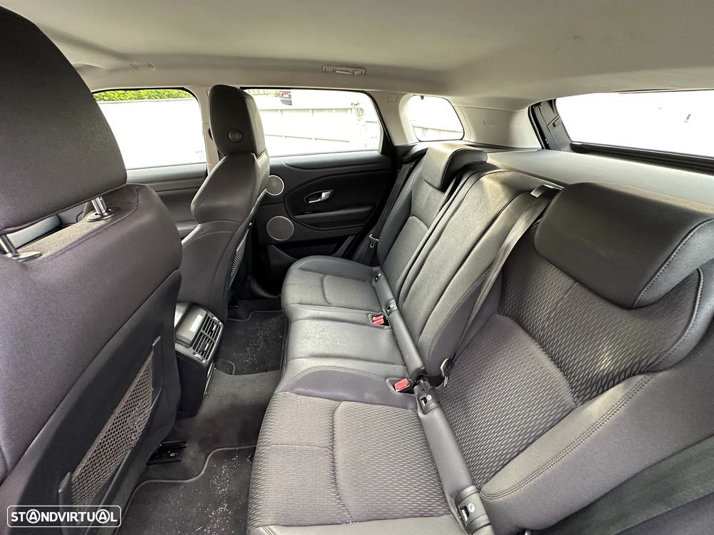 Land Rover Range Rover Evoque 2.0 eD4 SE Dynamic - 6