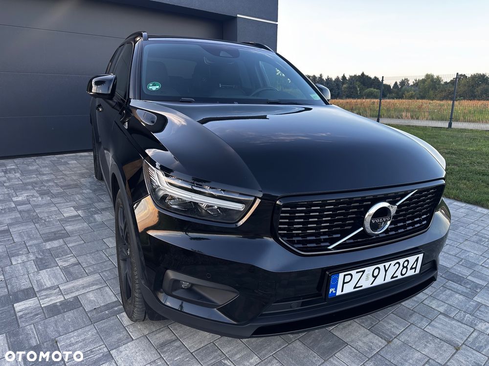 Volvo XC 40 T5 Plug-In Hybrid R-Design - 4