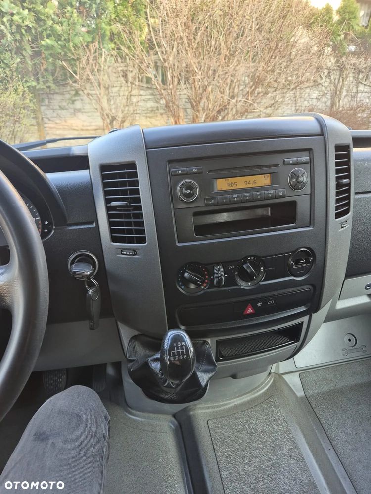 Mercedes-Benz Sprinter - 17