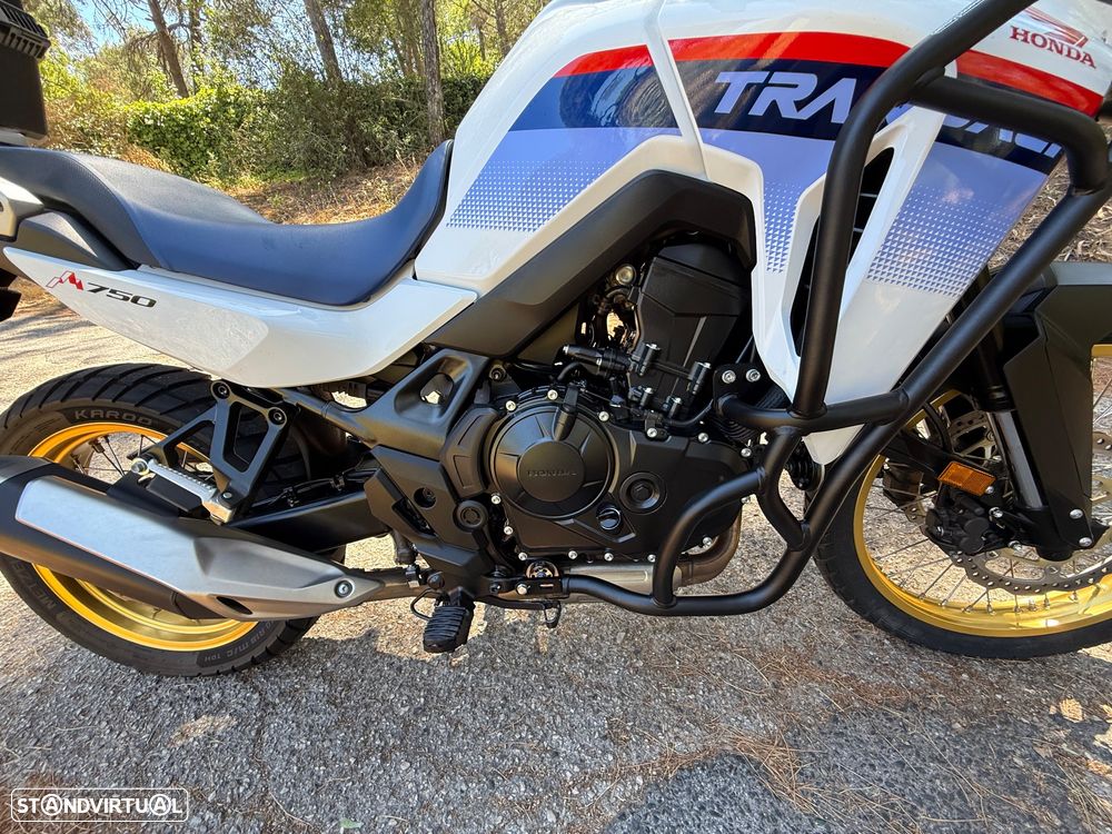 Honda Transalp 750 - 11