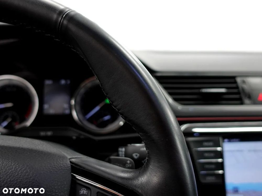 Skoda Superb 2.0 TDI SCR L&K DSG - 20