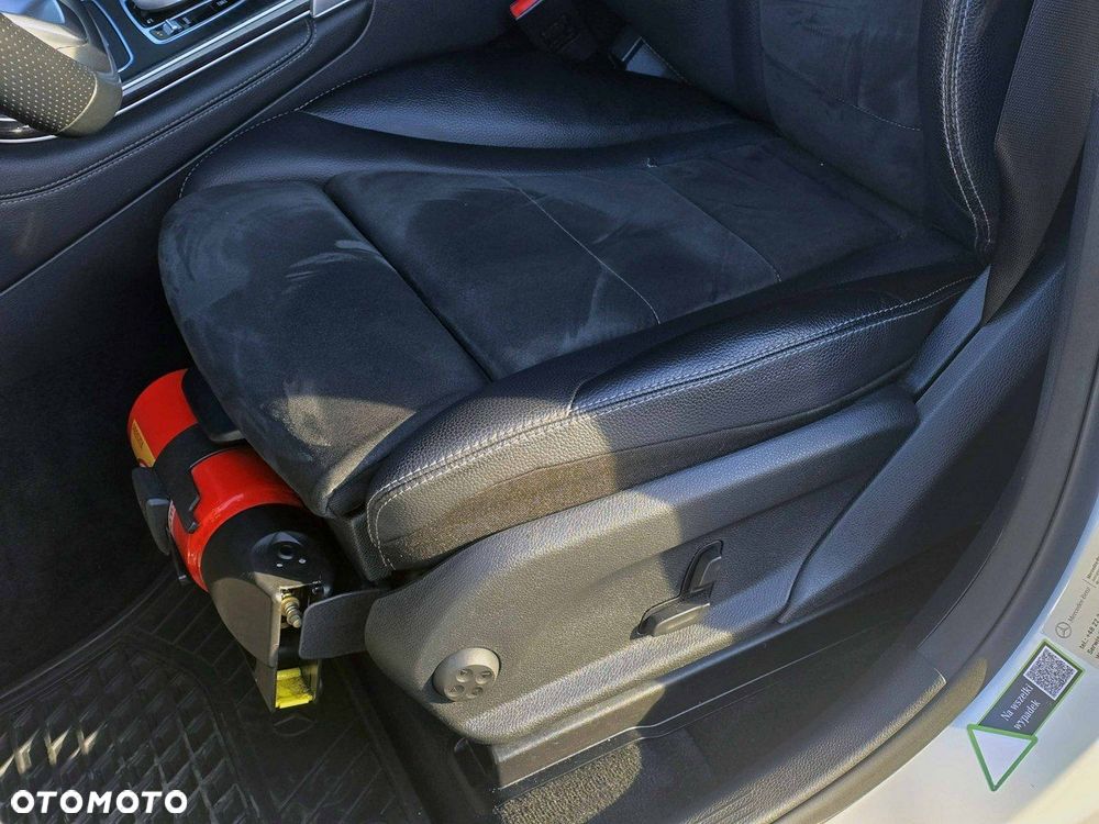 Mercedes-Benz GLC - 21