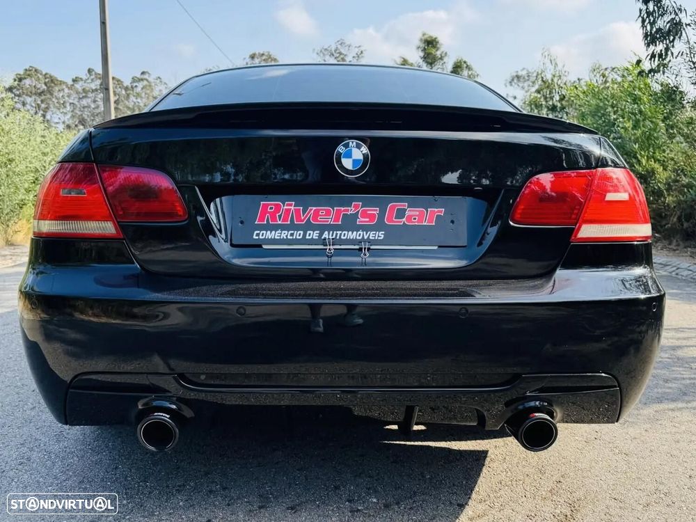 BMW 320 d Coupe - 12