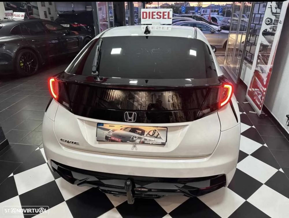 Honda Civic 1.6 i-DTEC Elegance Connect Navi+ADAS - 9
