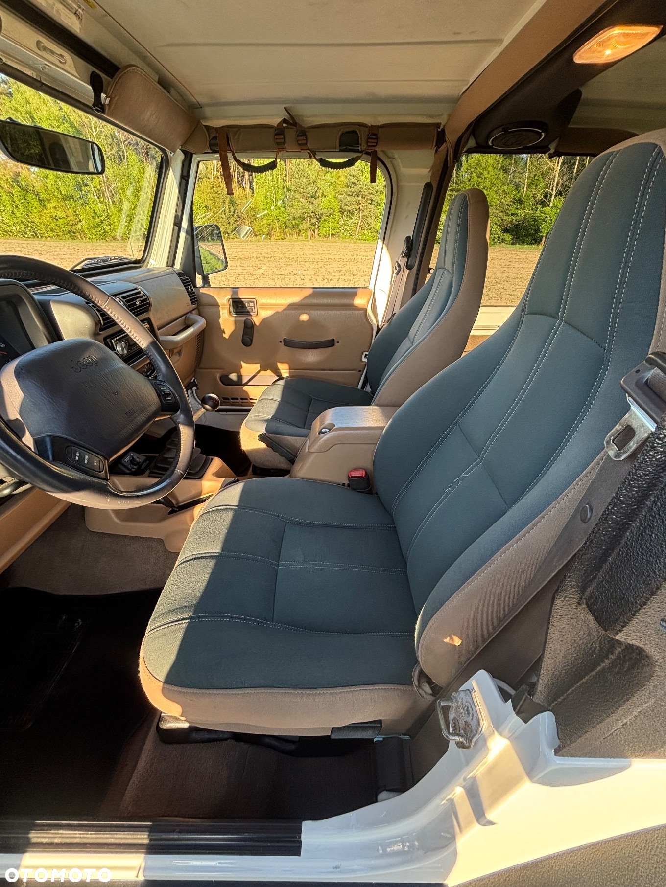 Jeep Wrangler 4.0 Sahara - 28