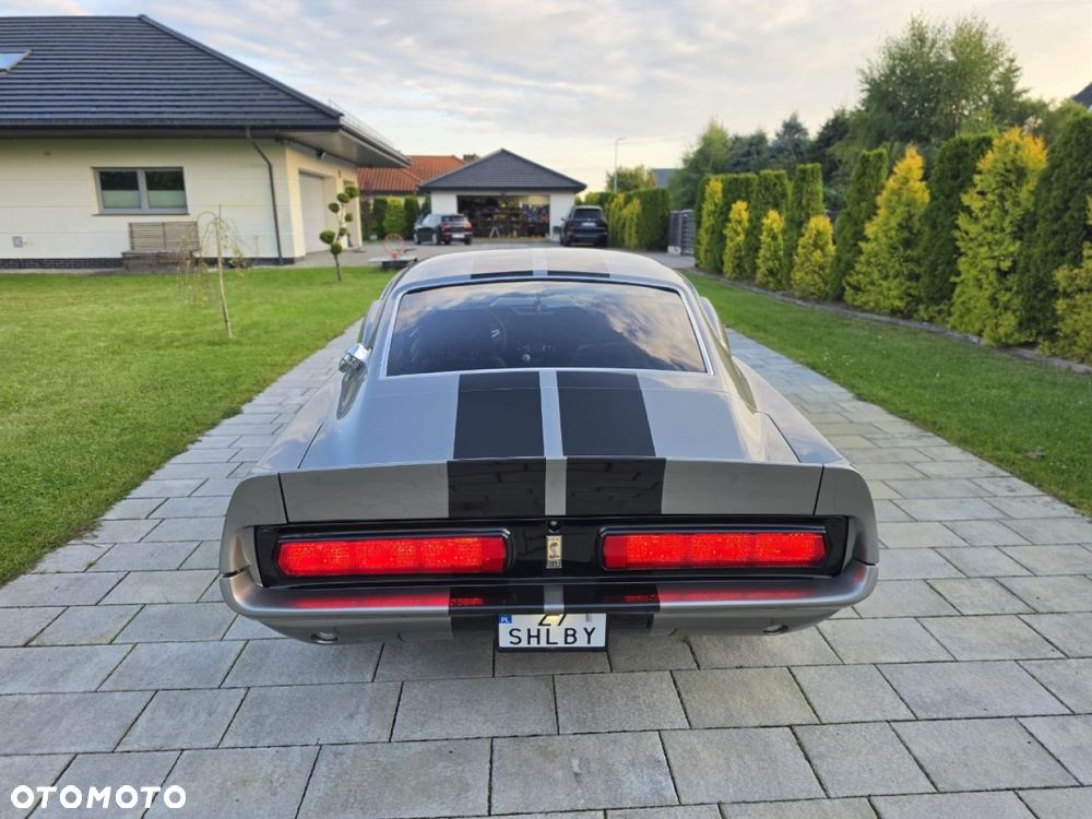 Ford Mustang - 14