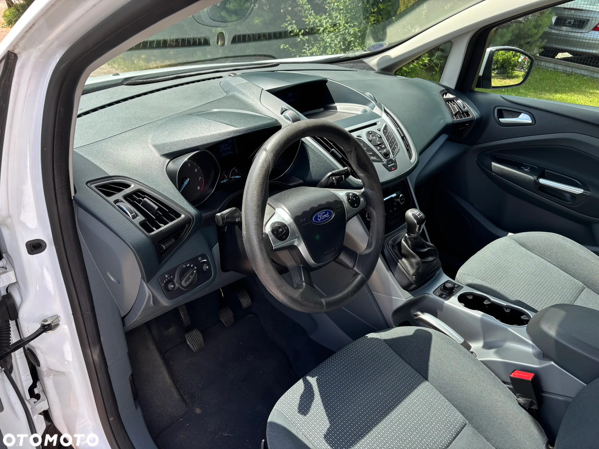 Ford C-MAX 1.6 Ti-VCT SYNC Edition - 11