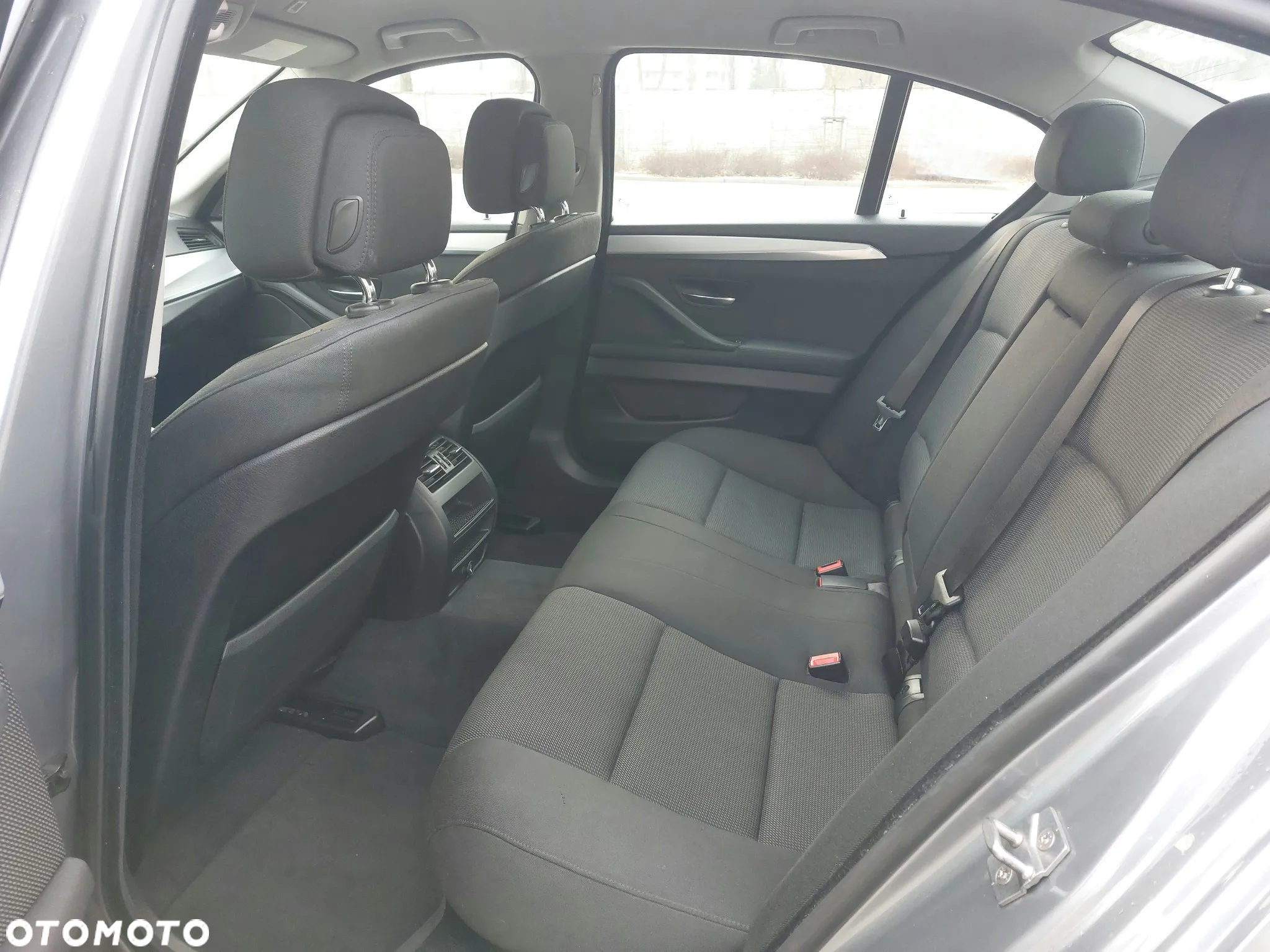 BMW Seria 5 520d - 8