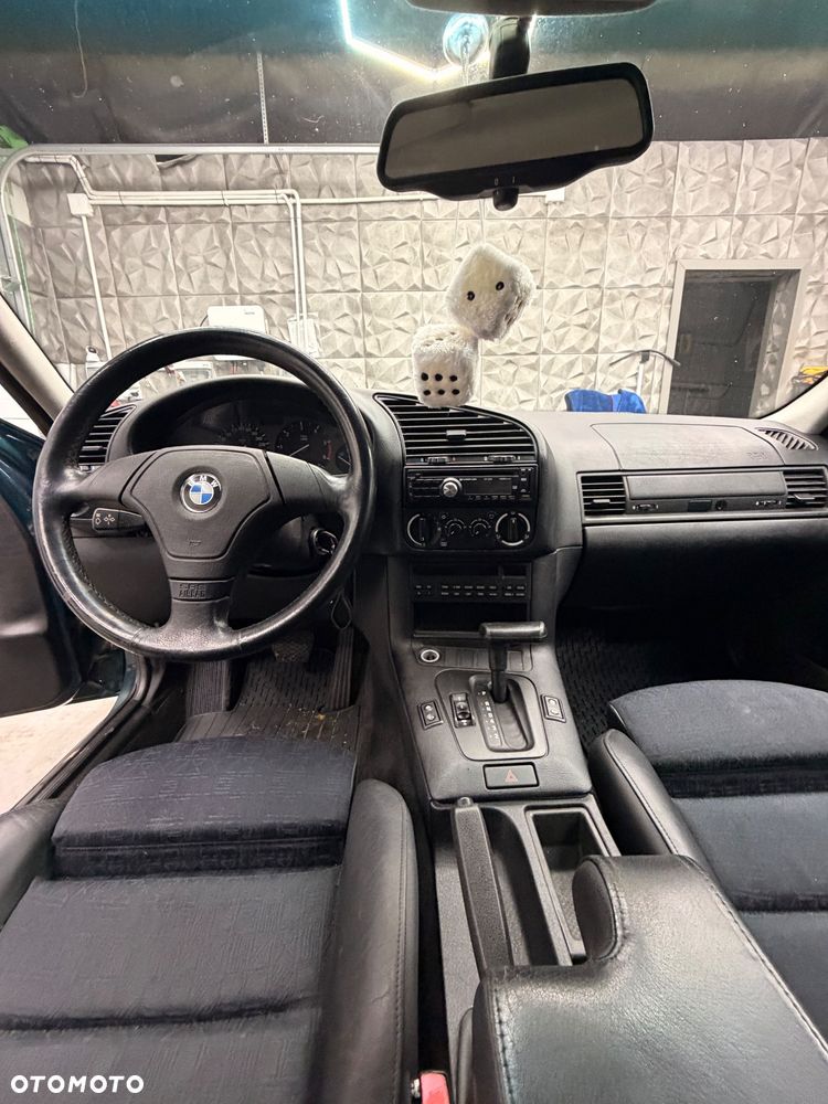 BMW Seria 3 - 15