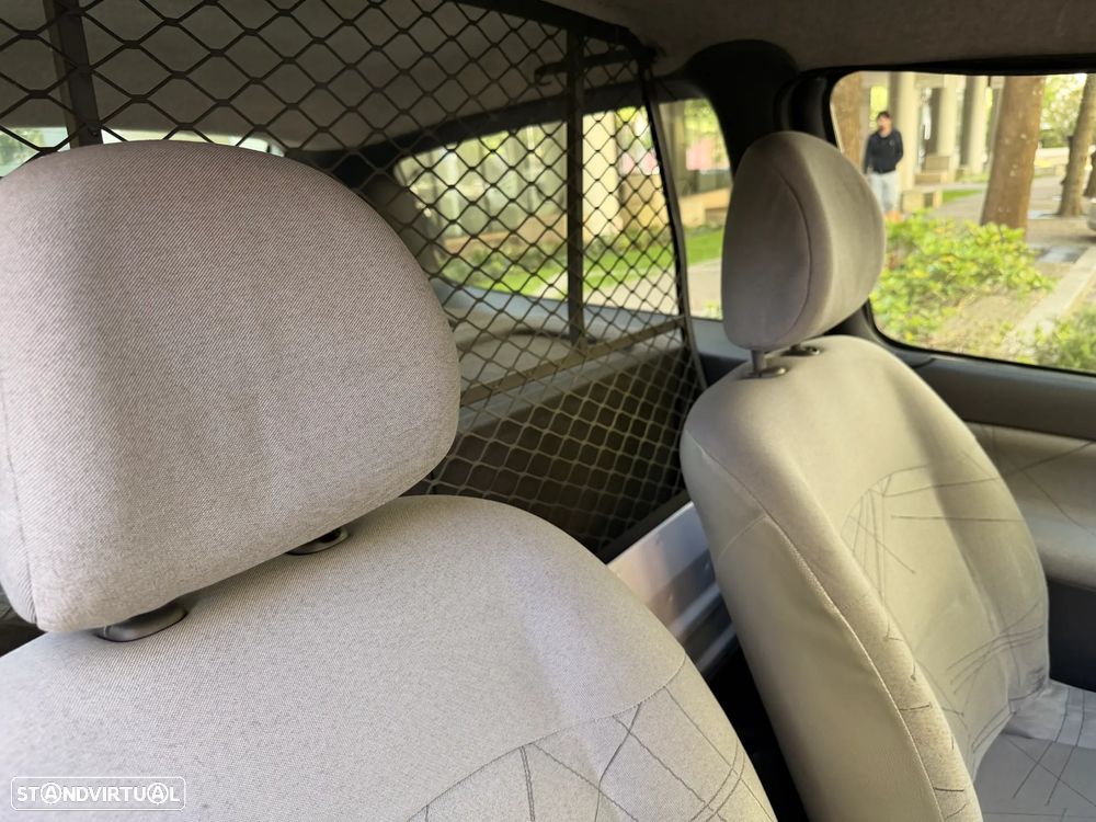 Renault Clio - 17