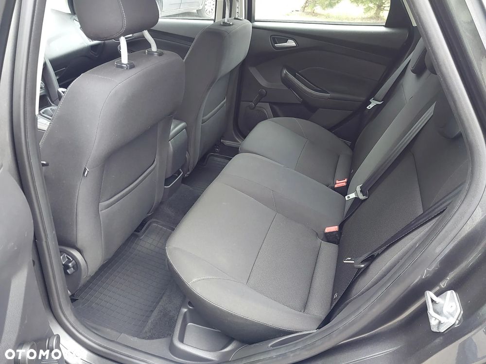 Ford Focus 1.0 EcoBoost Start-Stopp-System ST-LINE STYLE - 11