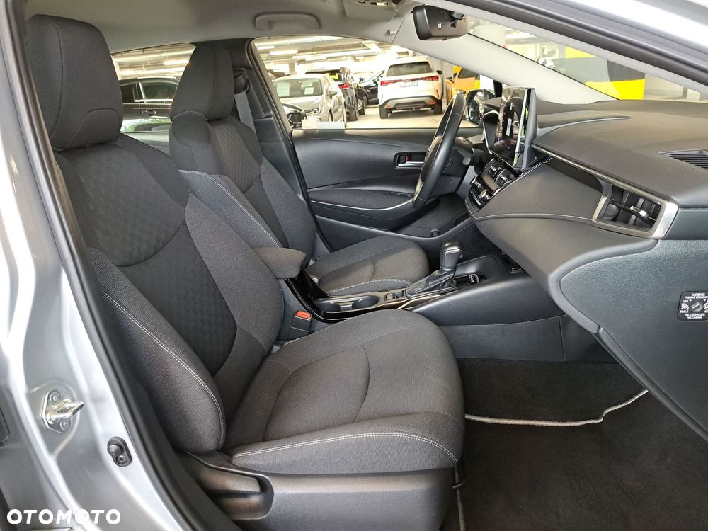 Toyota Corolla 1.8 Hybrid Comfort - 16