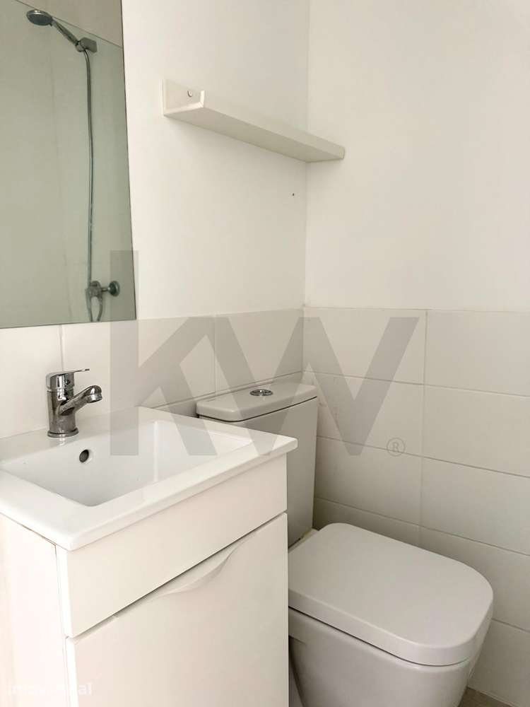 Apartamento T0 na Rua Tenente Ferreira Durão - Grande imagem: 5/21