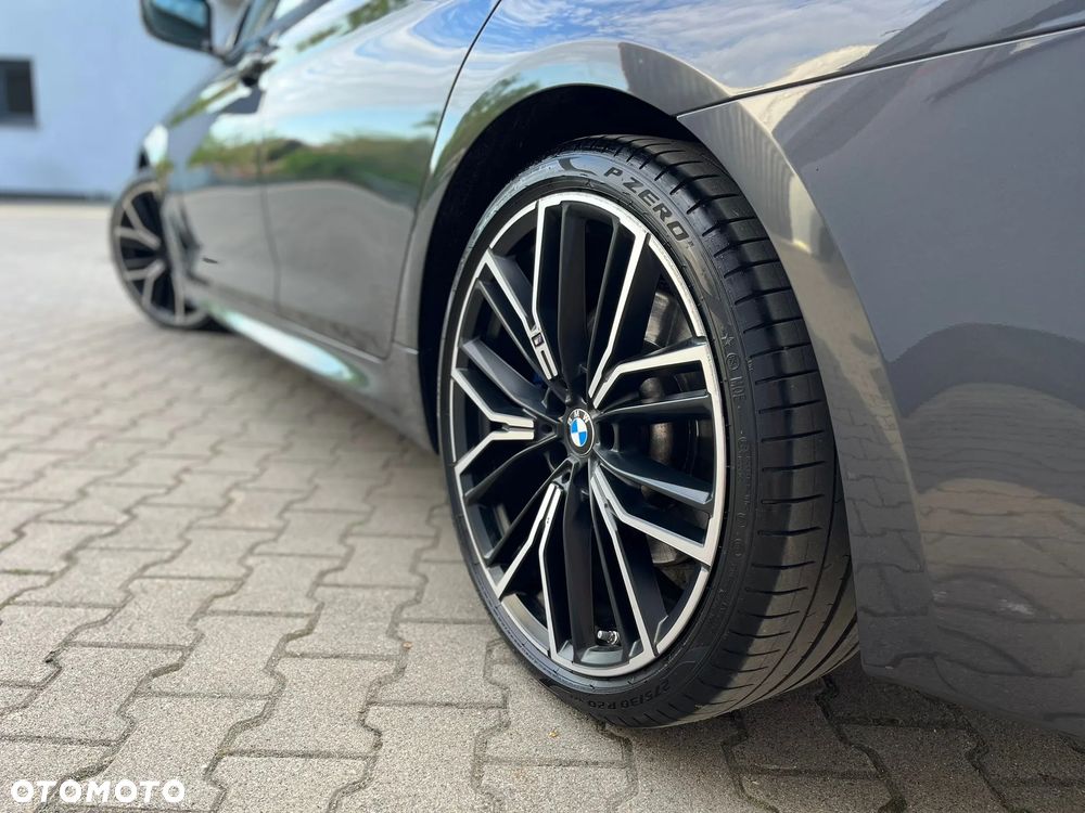 BMW Seria 5 530d xDrive mHEV M Sport sport - 13