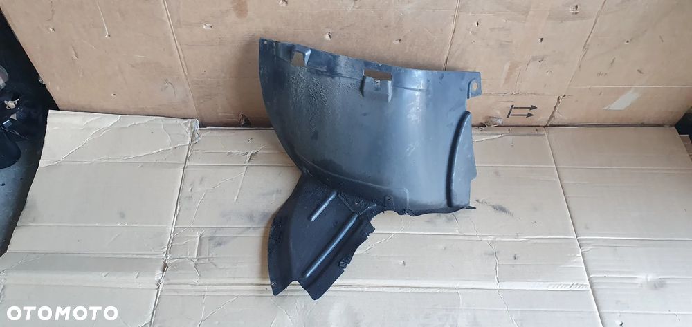 Nadkole prawy przód przednie prawe Audi A3 8P 8P0821192B - 1