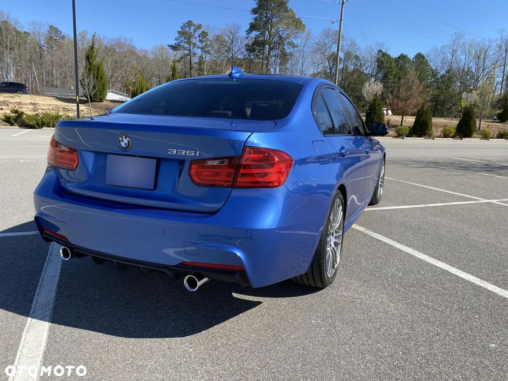 BMW Seria 3 335i Sport Line - 2