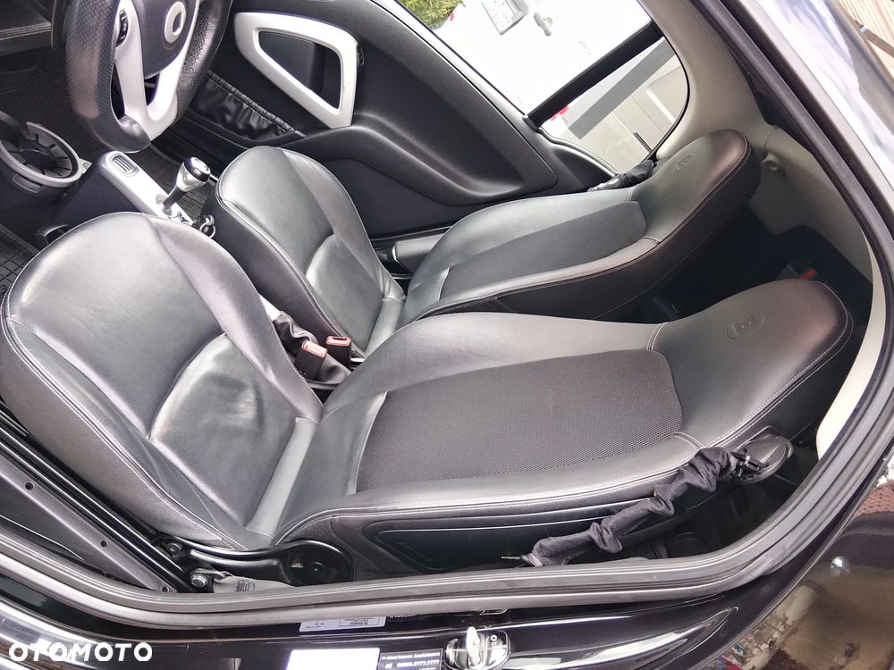 Smart Fortwo & BRABUS Xclusive - 11