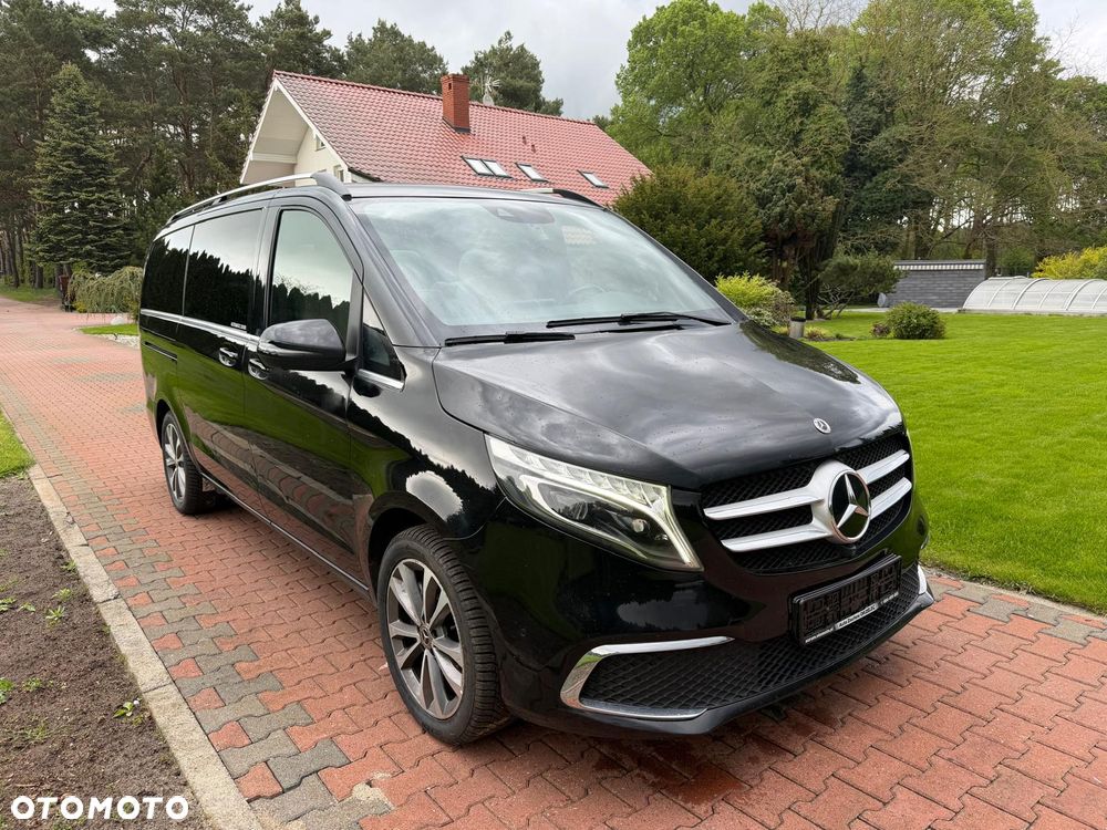 Mercedes-Benz Klasa V 250 d lang 4Matic 9G-TRONIC Exclusive - 13