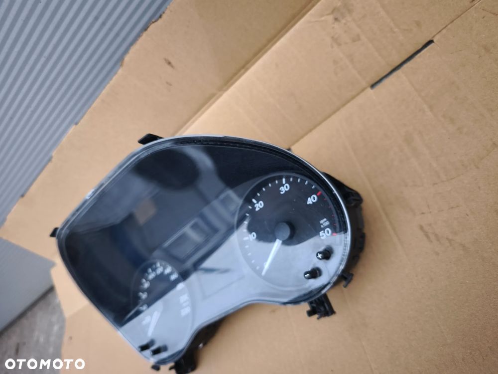 Licznik zegary MB Vito w447 a4479008206 Europa - 2