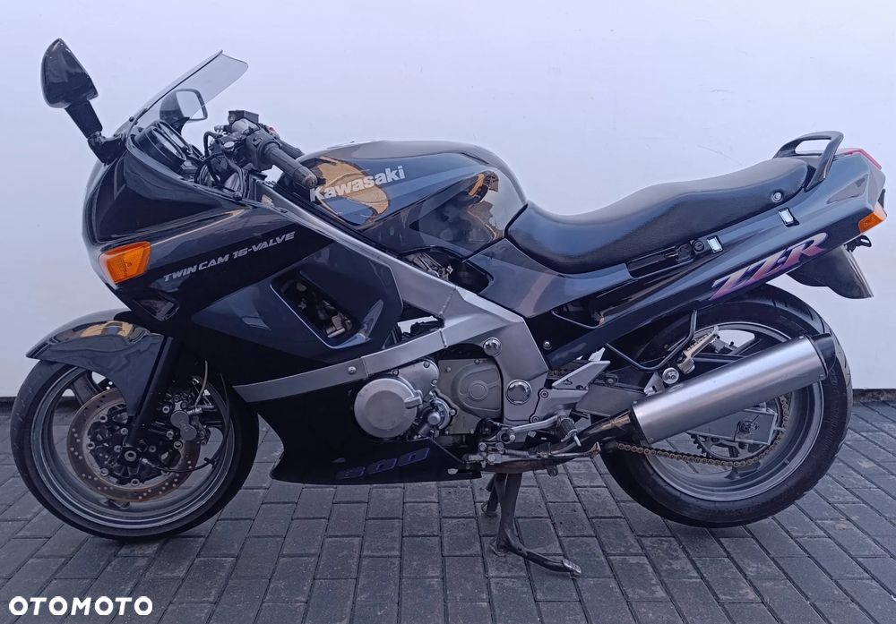 Kawasaki ZZR - 4