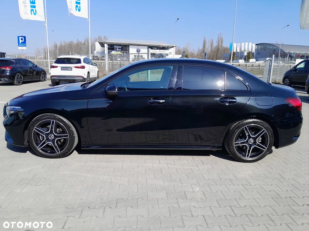 Mercedes-Benz Klasa A 200 AMG Line 7G-DCT - 2