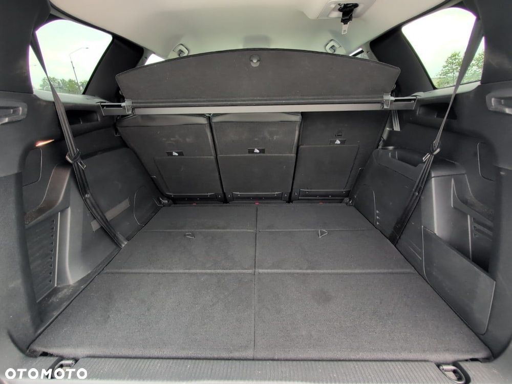 Peugeot 5008 1.2 PureTech Allure Pack S&S EAT8 - 16