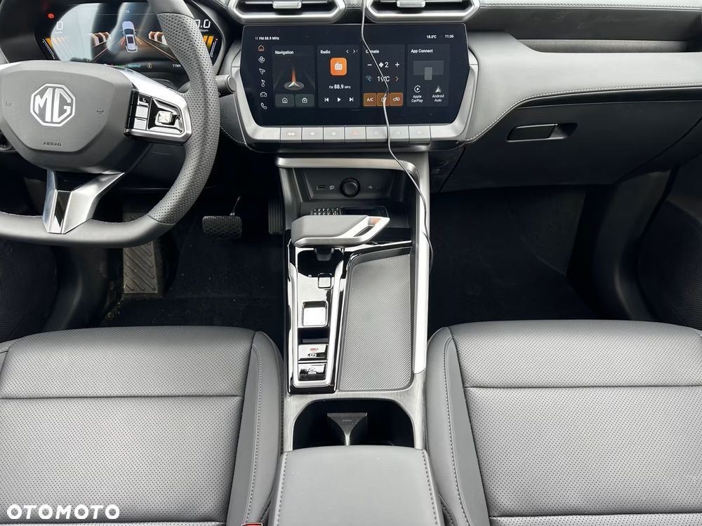 MG ZS 1.5 HEV+ Exclusive - 9