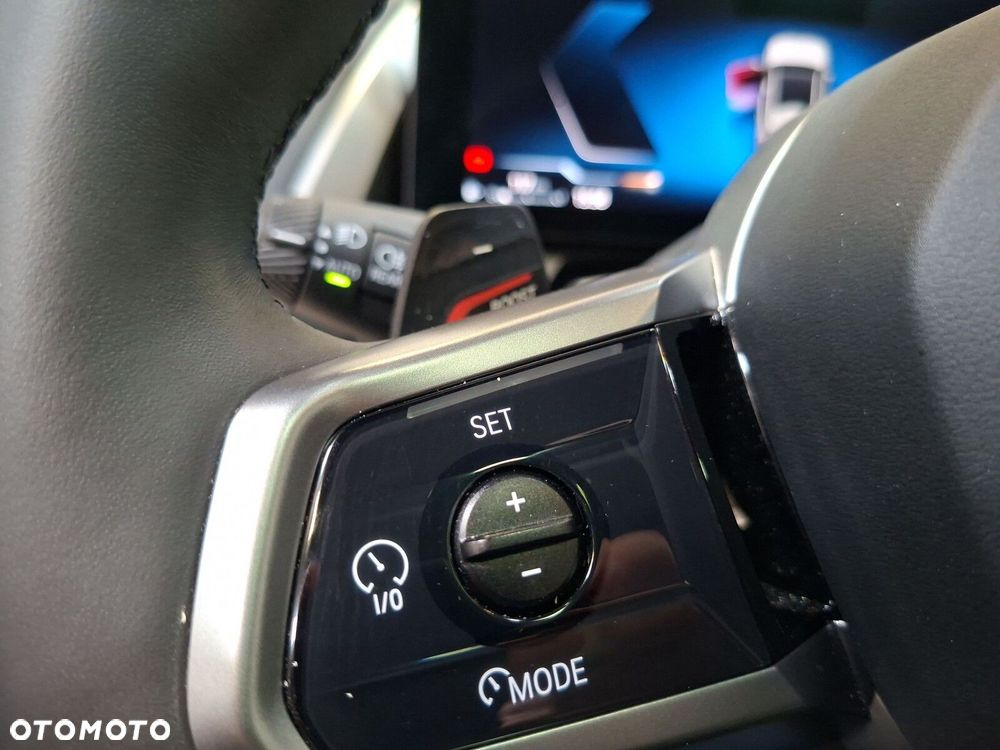 BMW X3 xDrive20d mHEV - 28