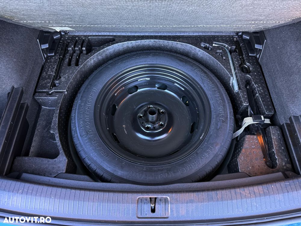 Volkswagen Tiguan - 21