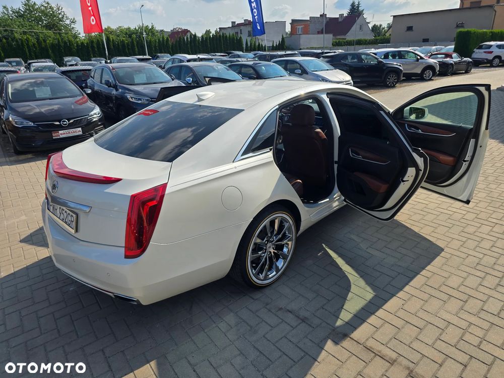 Cadillac XTS - 38