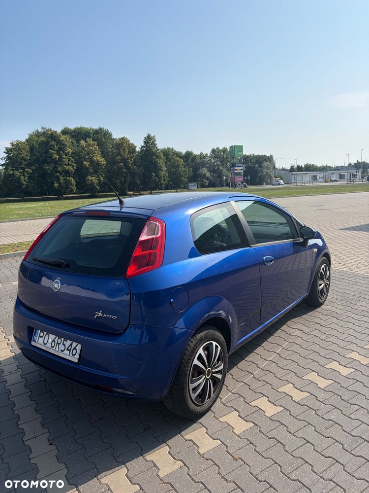Fiat Punto 1.2 8V Active - 3