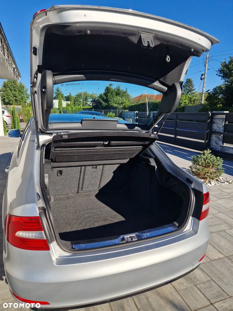 Skoda Superb 1.8 TSI Ambition - 11