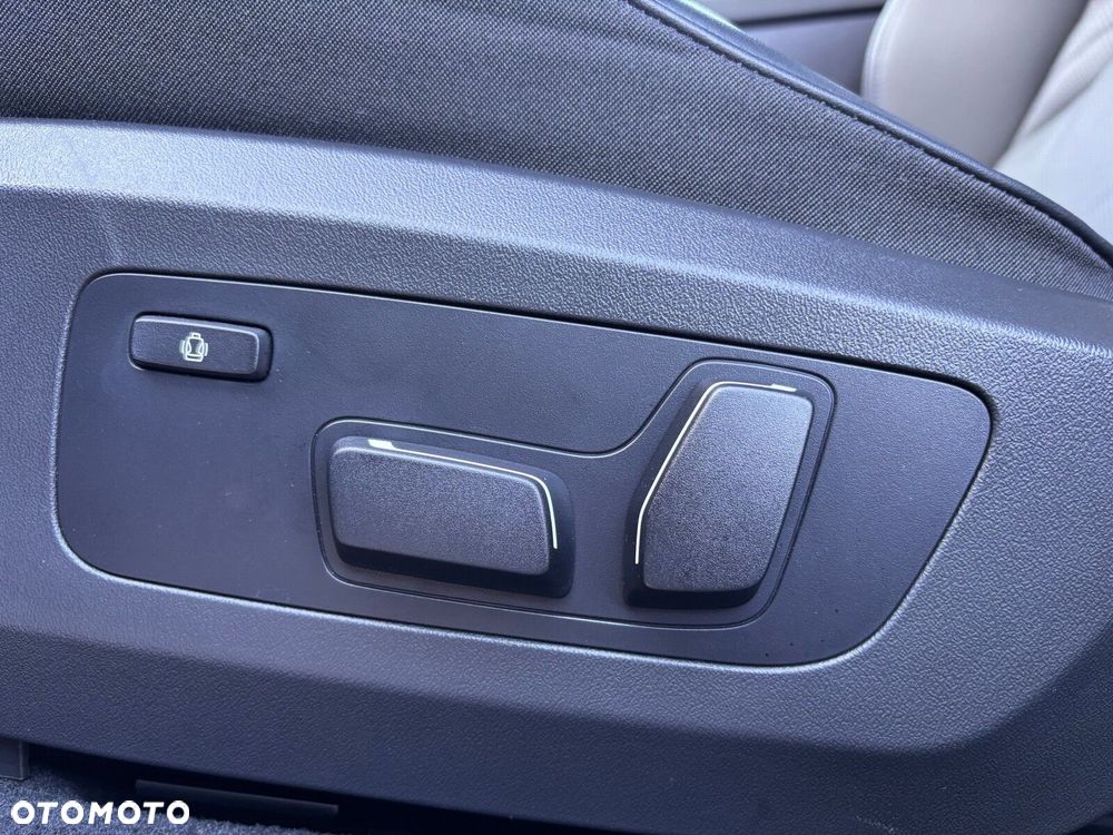 BMW X3 xDrive20 mHEV - 14