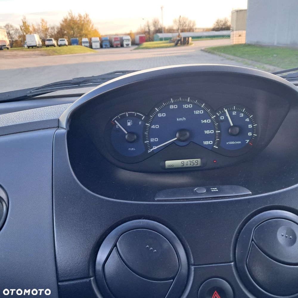 Chevrolet Spark - 16