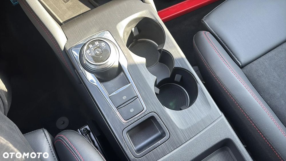 Ford Kuga 2.5 FHEV FWD ST-Line X - 13