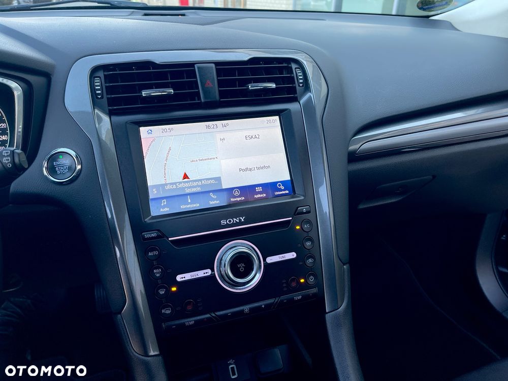 Ford Mondeo - 35