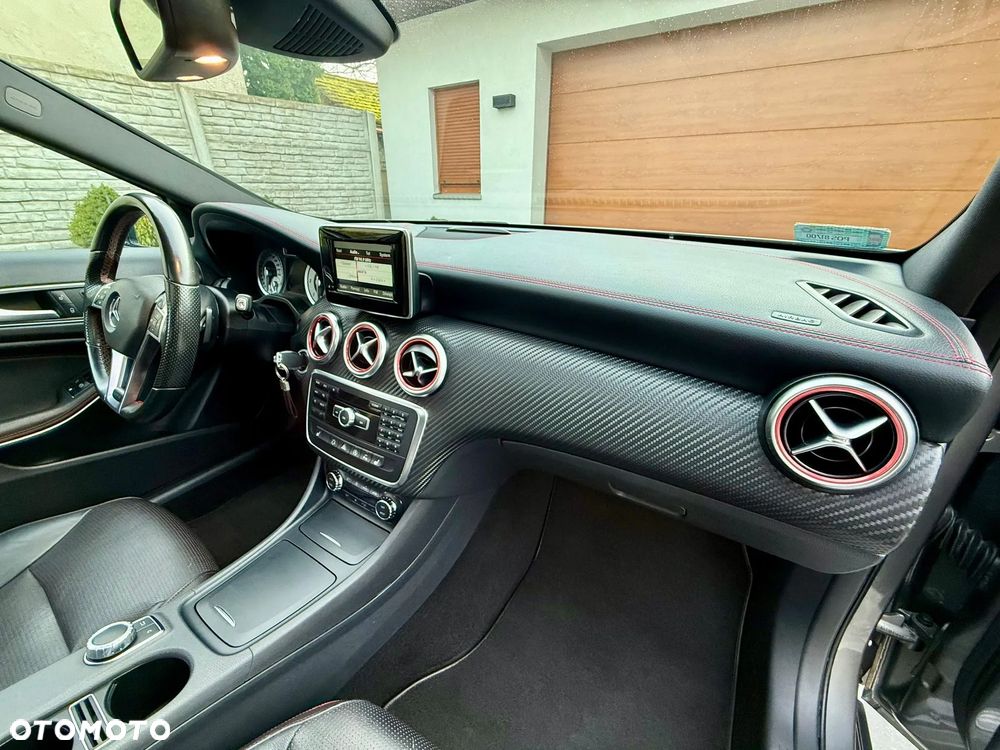 Mercedes-Benz Klasa A 220 CDI - 14