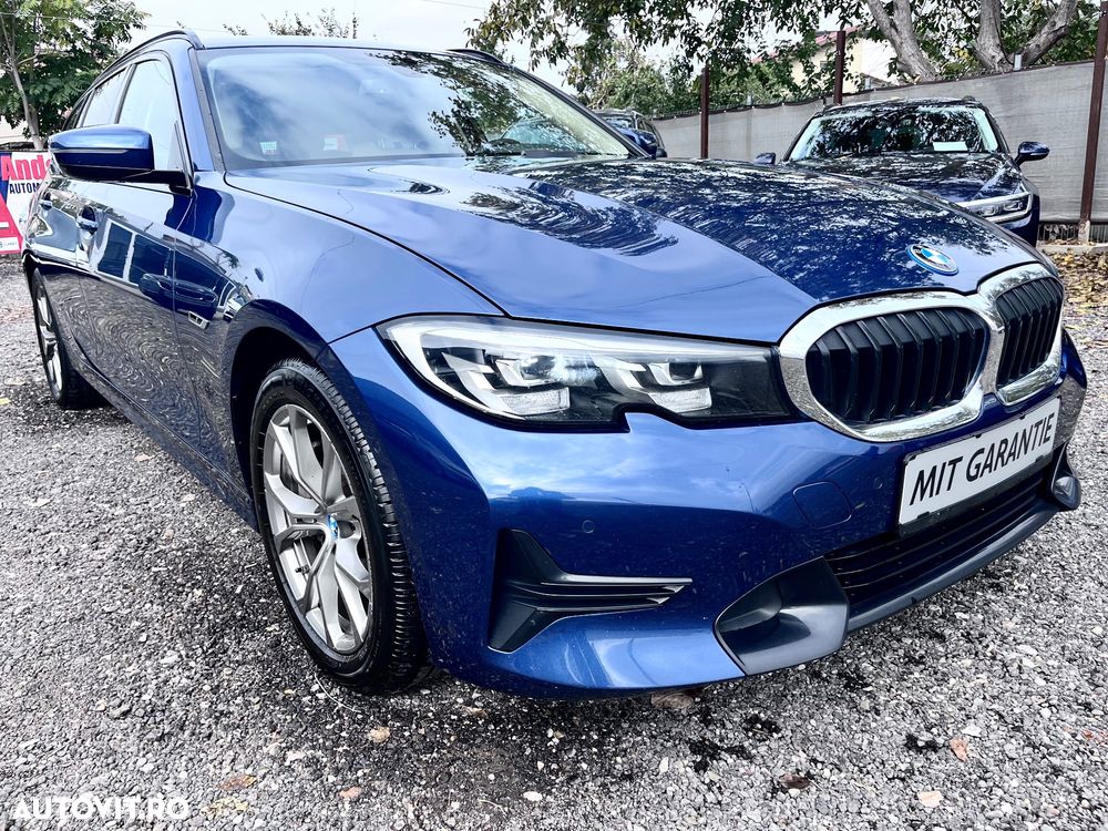 BMW Seria 3 330e Aut. Luxury Line - 2