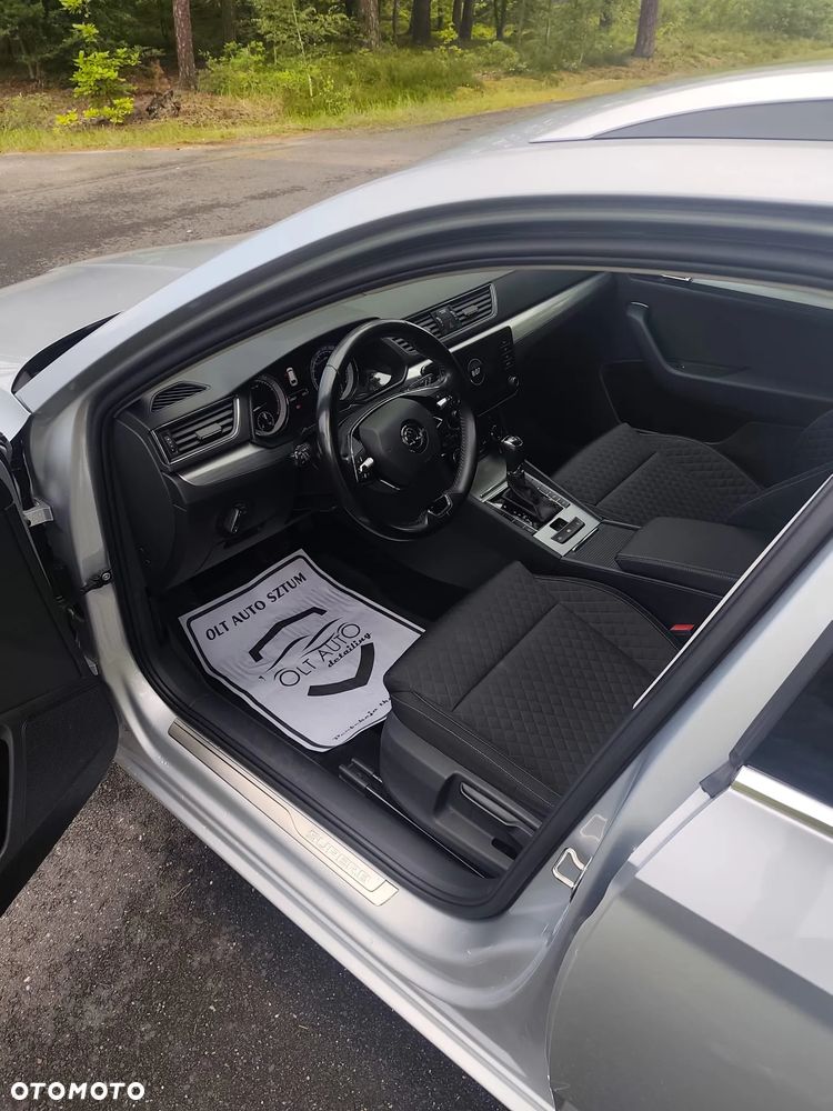 Skoda Superb 1.5 TSI Ambition DSG - 9